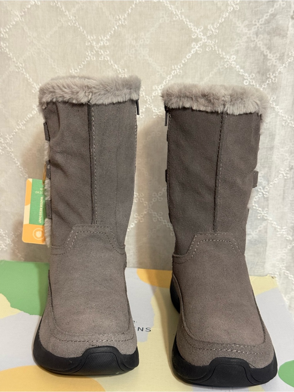 Women’s Gray Faux-Fur Winter Boots